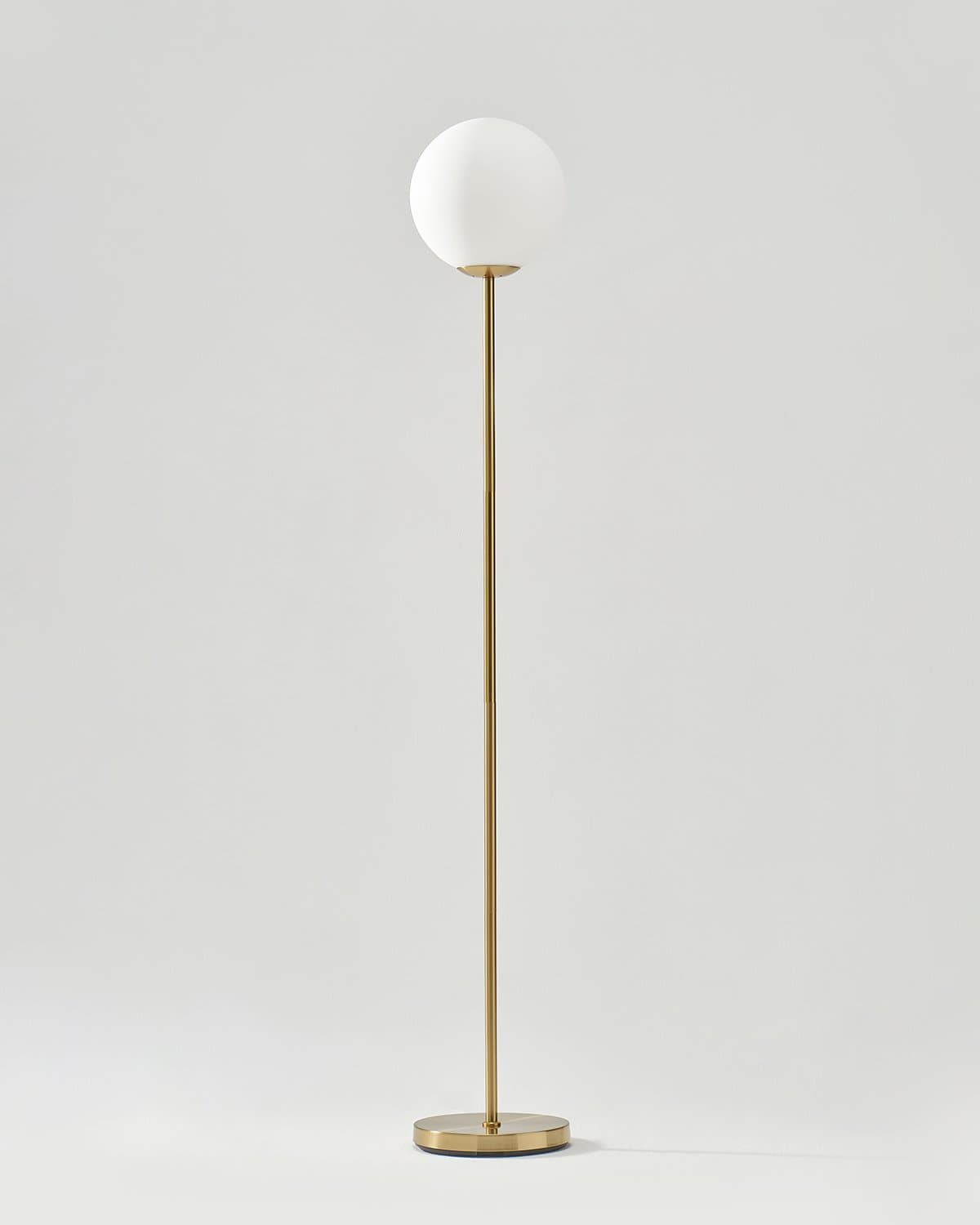 Vloerlamp Messing Met Glazen Bol 165cm Modern Minimalistisch LED | Restfield