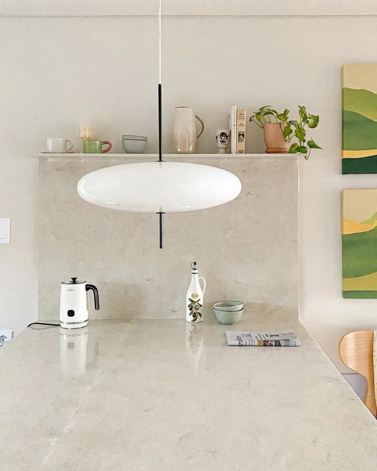 Moderne Hanglamp Met Zwevend Design In Acryl En Metaal Met Warme Diffuse Verlichting | Restfield