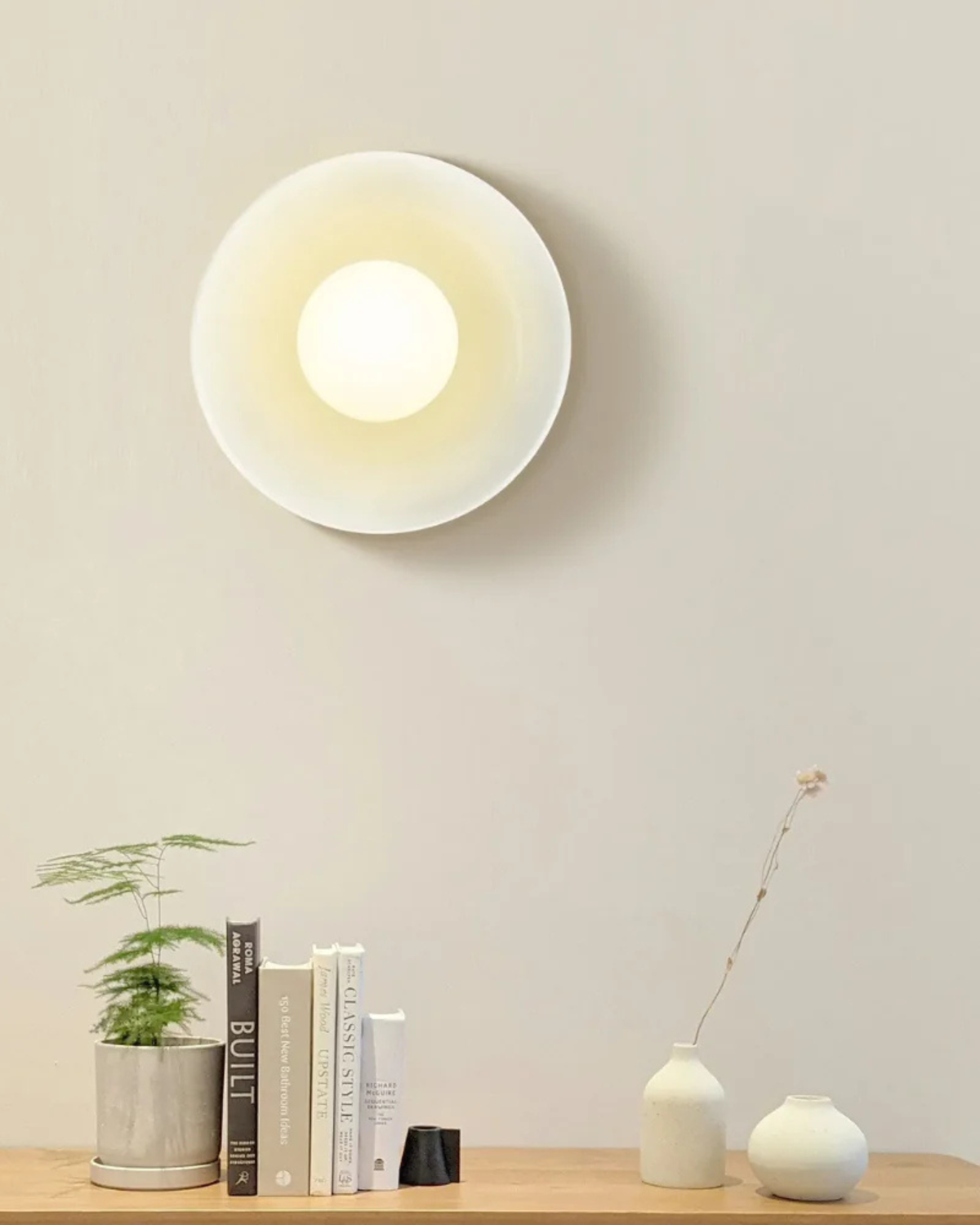 Moderne ronde plafondlamp van glas en ijzer – minimalistische designlamp voor woonkamer en slaapkamer met warme lichtkleur | Restfield