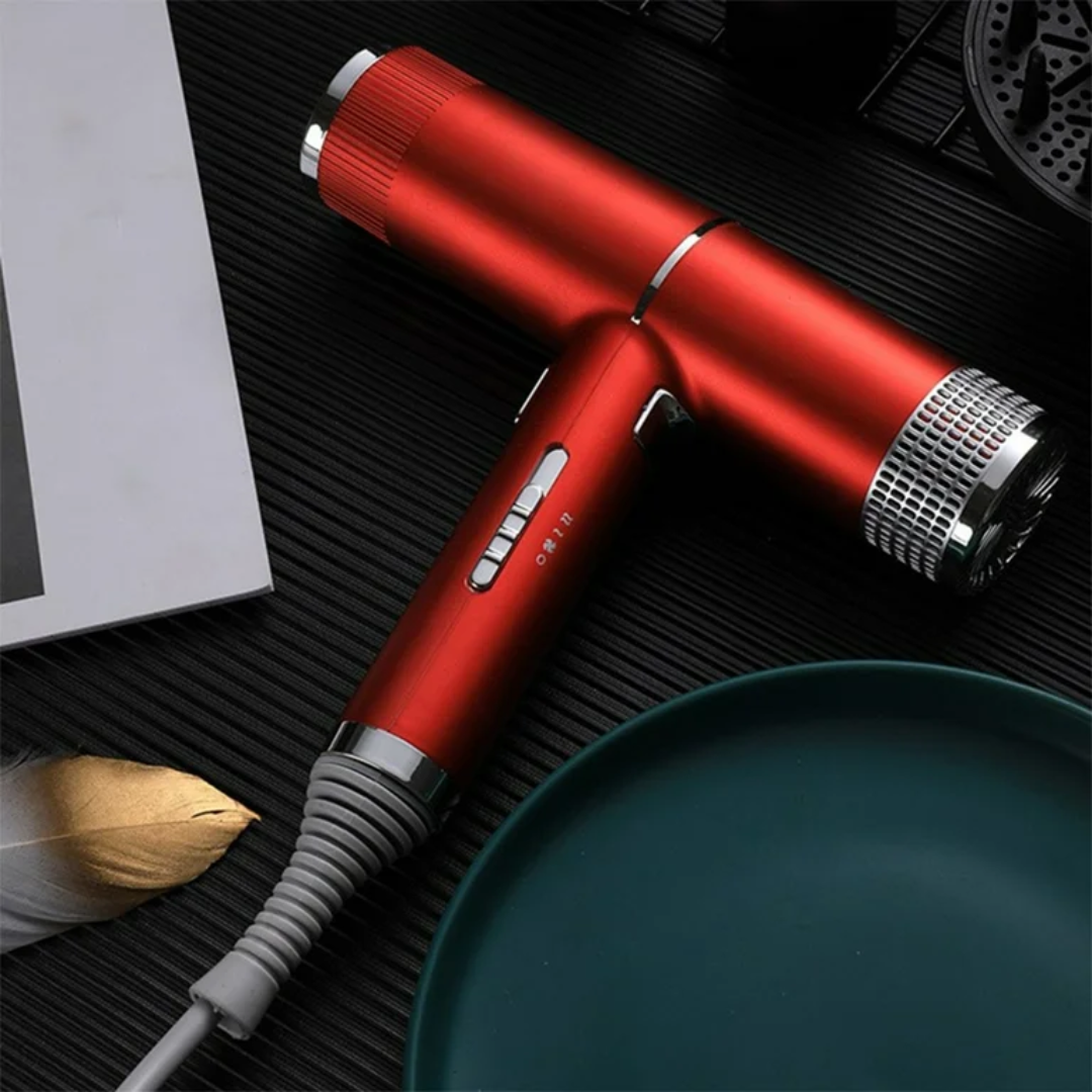 Lichtgewicht haardroger met opzetstukken, ionentechnologie en krachtige motor | Restfield