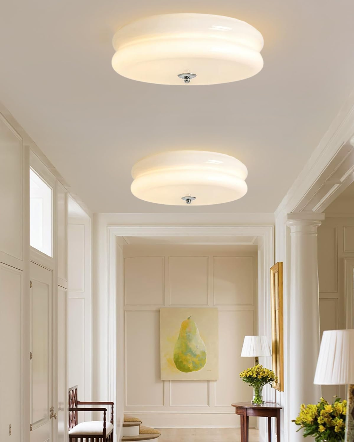 Art Deco Plafondlamp In Beige Met Chroom Accent En Warme Sfeerverlichting | Restfield