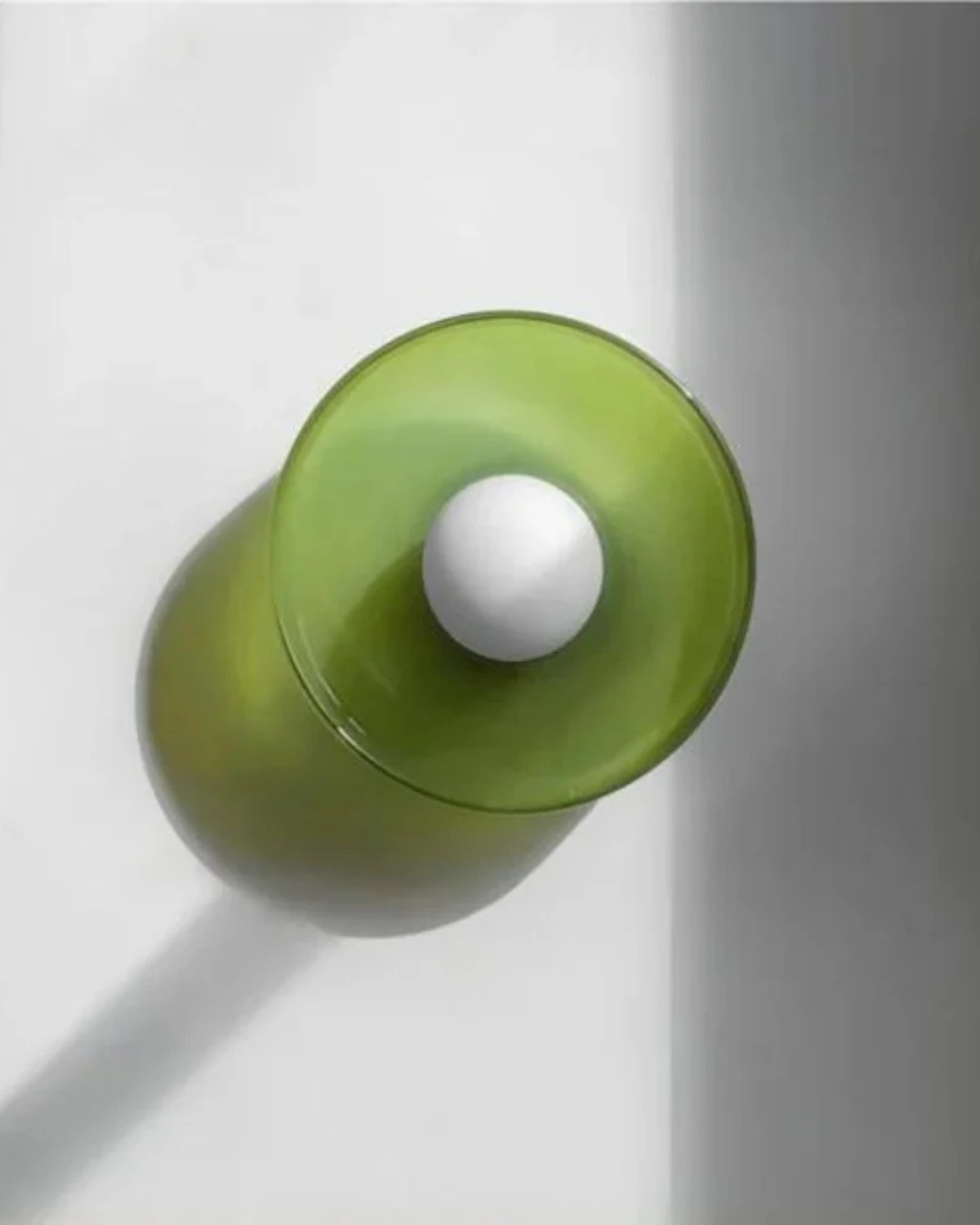 Moderne ronde plafondlamp van glas en ijzer – minimalistische designlamp voor woonkamer en slaapkamer met warme lichtkleur | Restfield