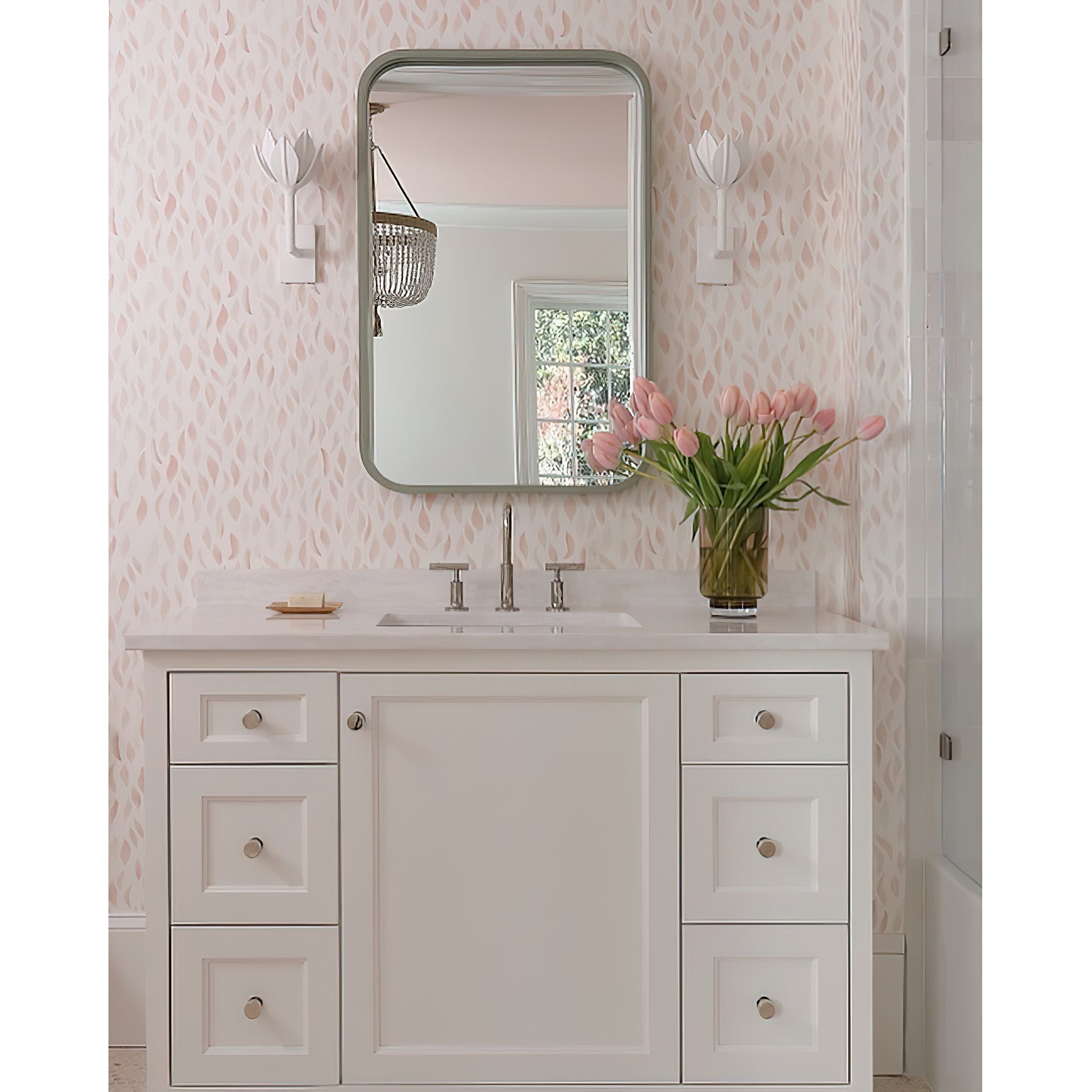 Design Wandlamp met Bloemvorm in Messing en Gips – Artistieke Wandverlichting Geïnspireerd op Giacometti voor Woonkamer en Hal | Restfield