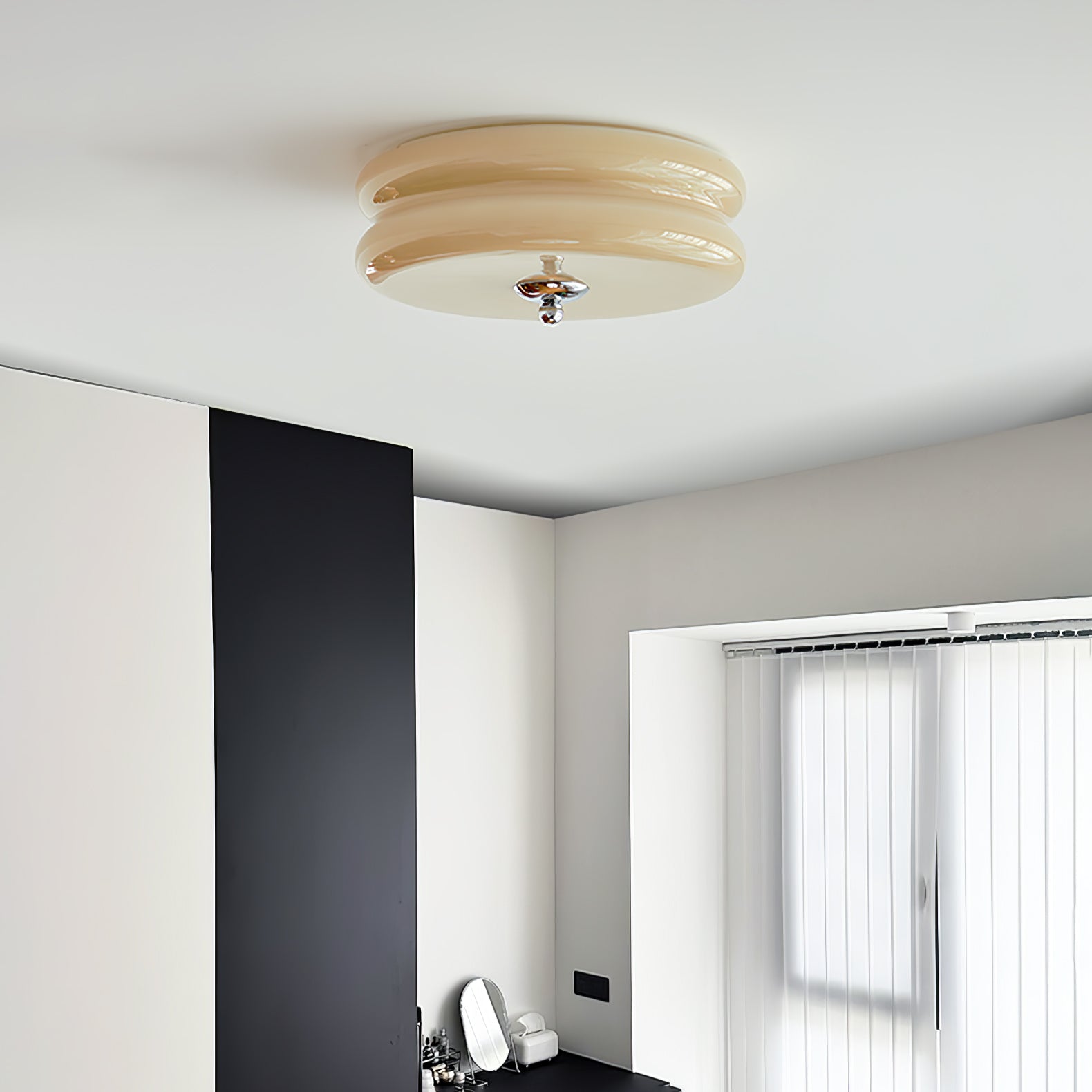 Art deco plafondlamp met geometrisch design en warm ledlicht voor stijlvolle interieurs | Restfield