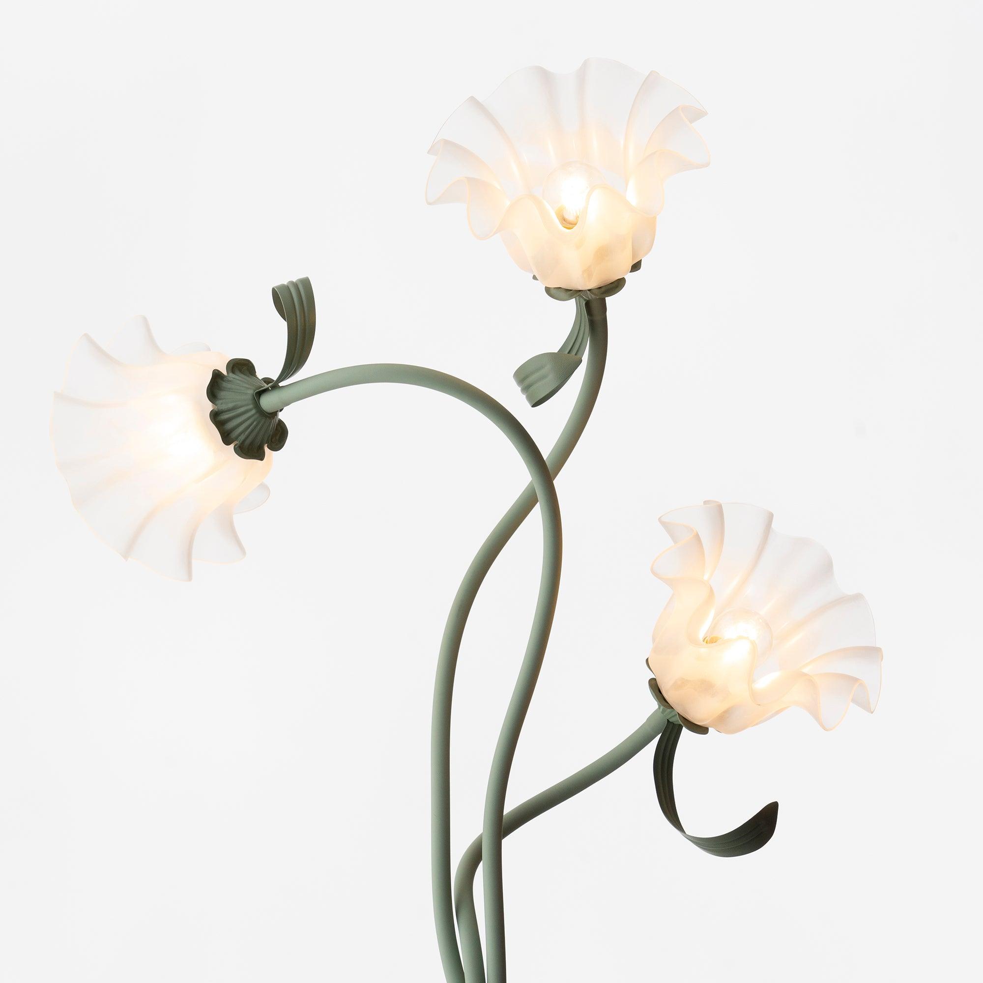 Bloemvormige vloerlamp met sculpturaal design | Restfield
