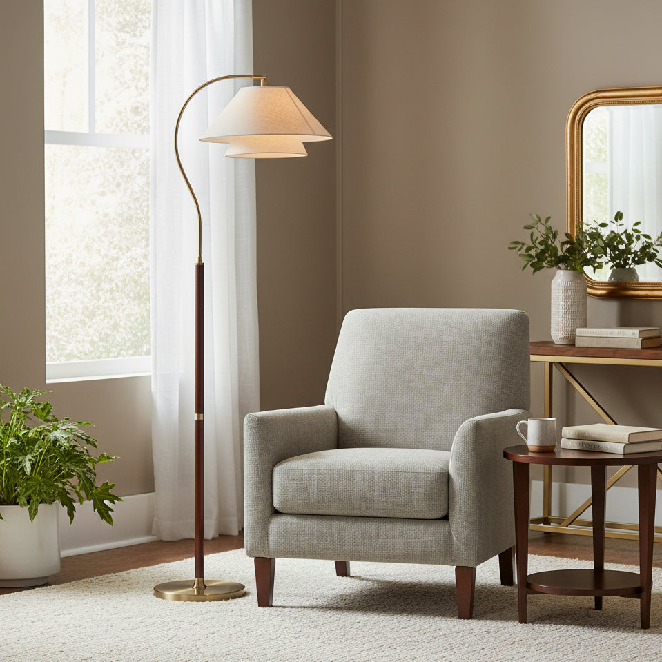 Luxe Vloerlamp met Dubbele Stoffen Kap en Houten Details – 155 cm Hoog Design Statement | Restfield