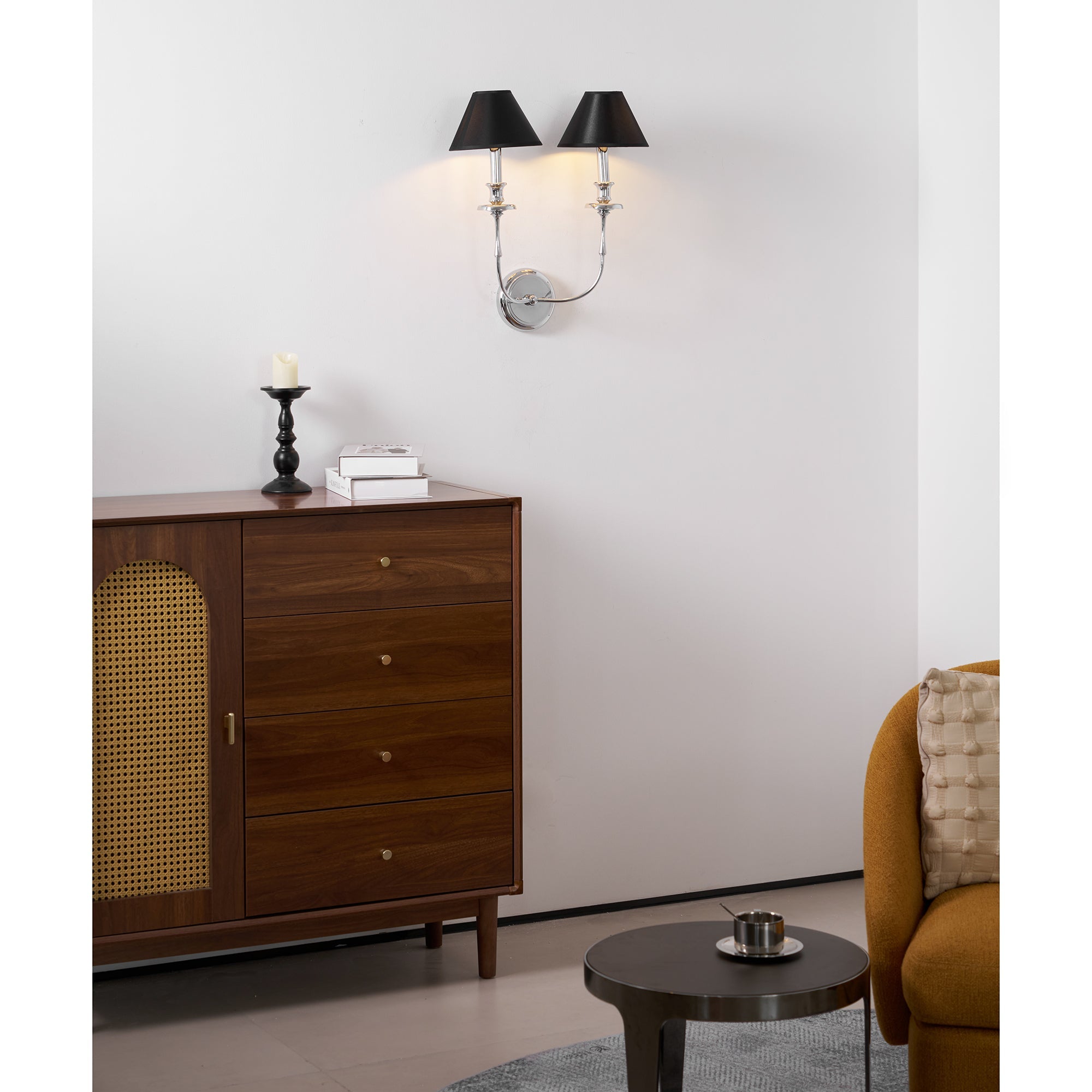 Moderne Wandlamp met Zwarte Stoffen Kap in Messing, Nikkel of Zwart – 1 of 2 Lichtpunten Design Verlichting | Restfield