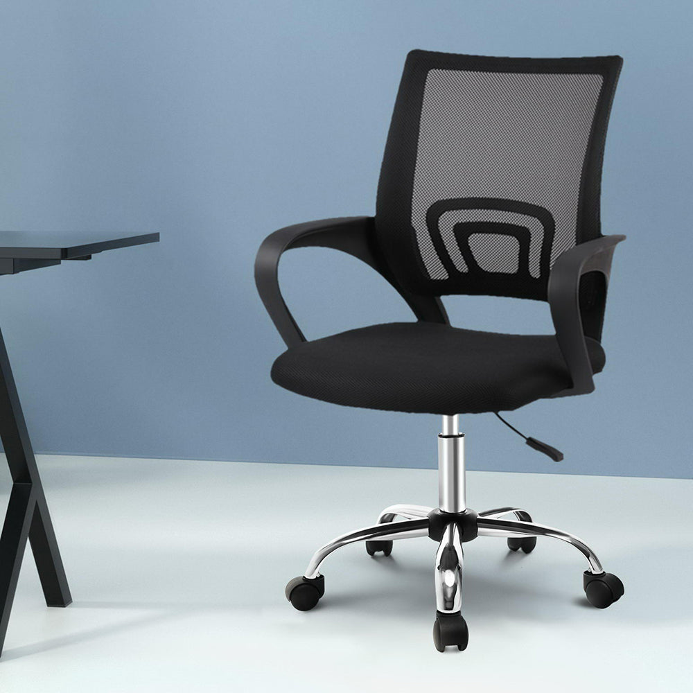 Ergonomische Bureaustoel met Ademend Mesh en Verstelbare Hoogte – Zwart Chroom Design | Restfield