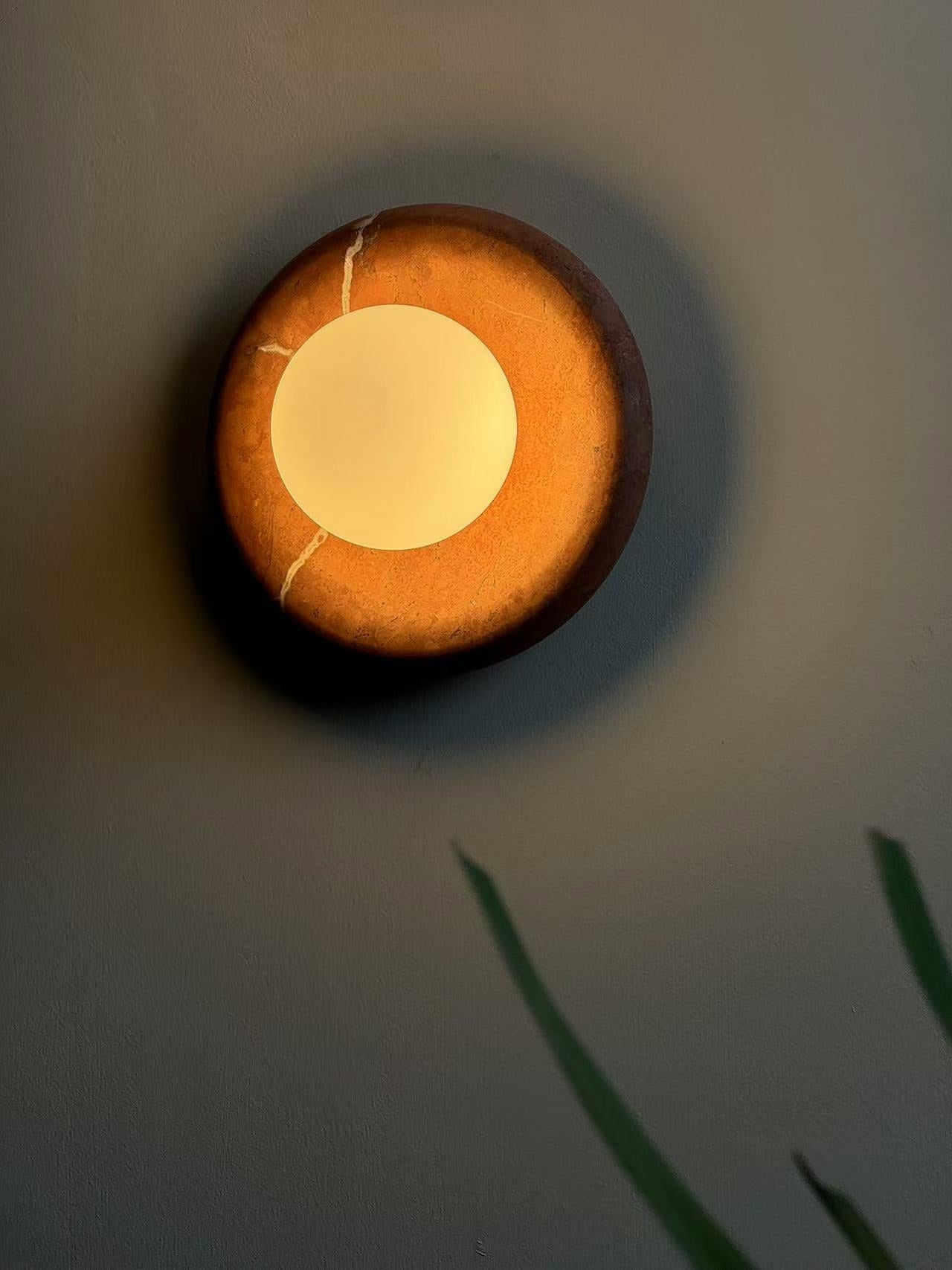 Ronde Design Wandlamp Met Marmeren Achterplaat En Glazen Bol Voor Hal En Slaapkamer | Restfield