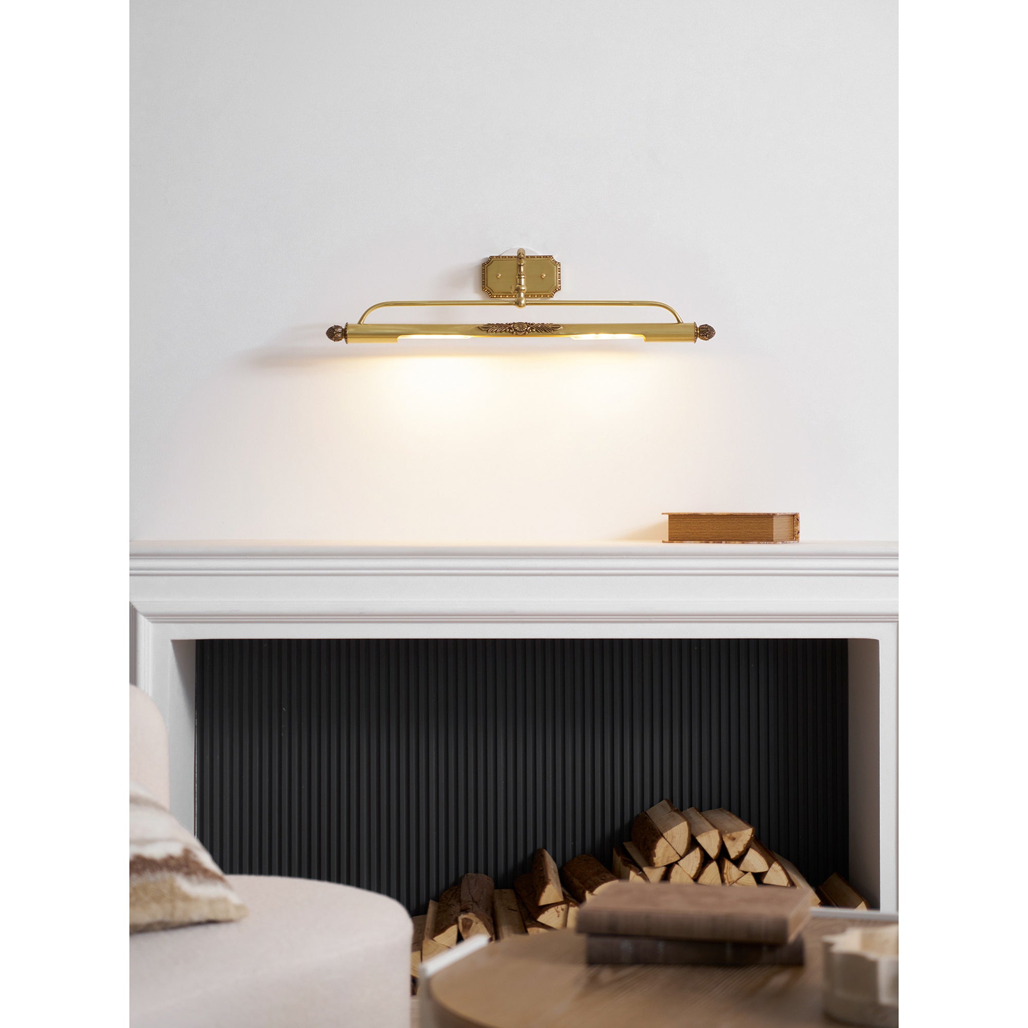 Messing Schilderij Wandlamp met Geïntegreerde Verlichting – Luxe Galerijverlichting in Antiek Messing | Restfield