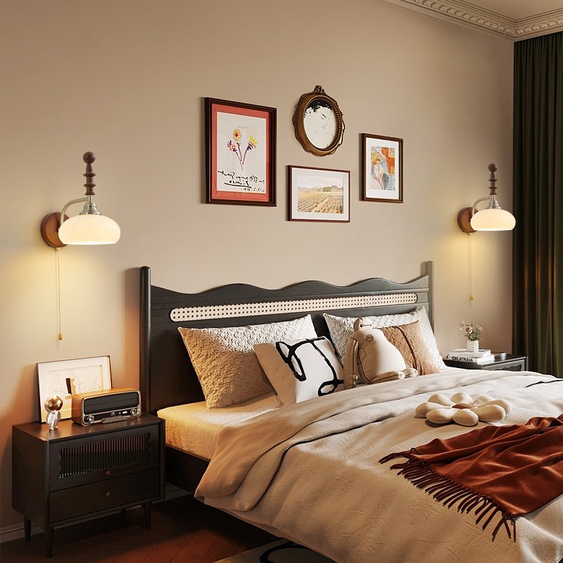 Vintage Wandlamp Met Trekkoord, Walnoot Houten Wandplaat En Opaalglazen Kap | Restfield