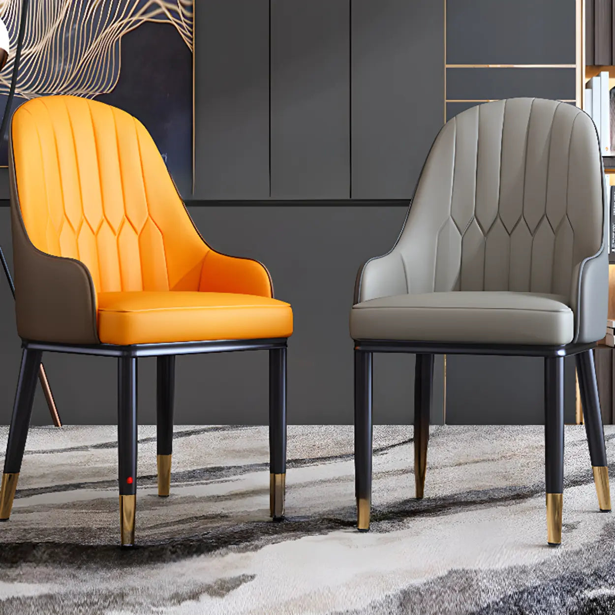 Moderne Eetkamerstoel met Armleuningen in Kunstleer en Zwarte Metalen Poten met Goud Detail | Restfield