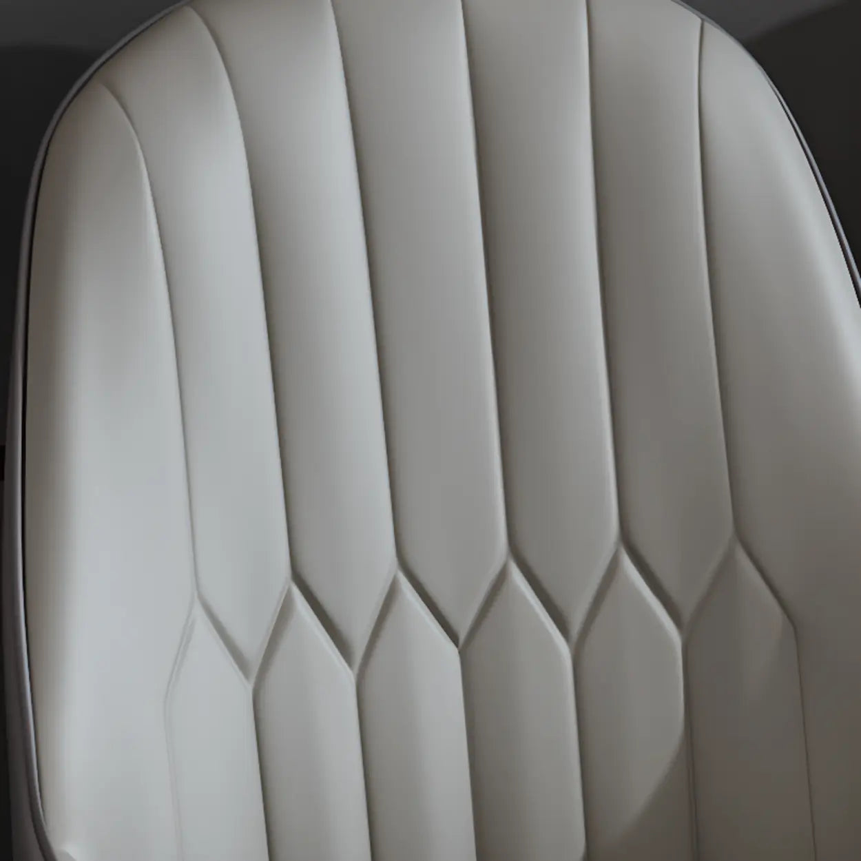 Moderne Eetkamerstoel met Armleuningen in Kunstleer en Zwarte Metalen Poten met Goud Detail | Restfield