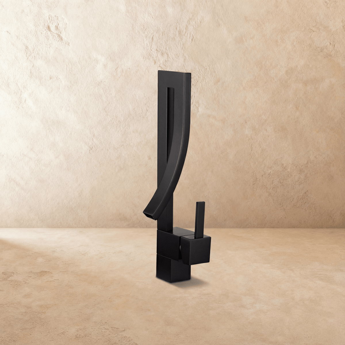 Moderne Design Wastafelkraan Met Open Uitloop En Strakke Geometrie | Restfield