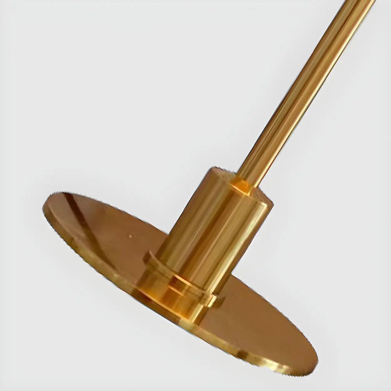 Vintage Tafellamp met Meerlagige Glazen Kap in Amber en Gouden Voet – Moderne Design Bedlamp | Restfield