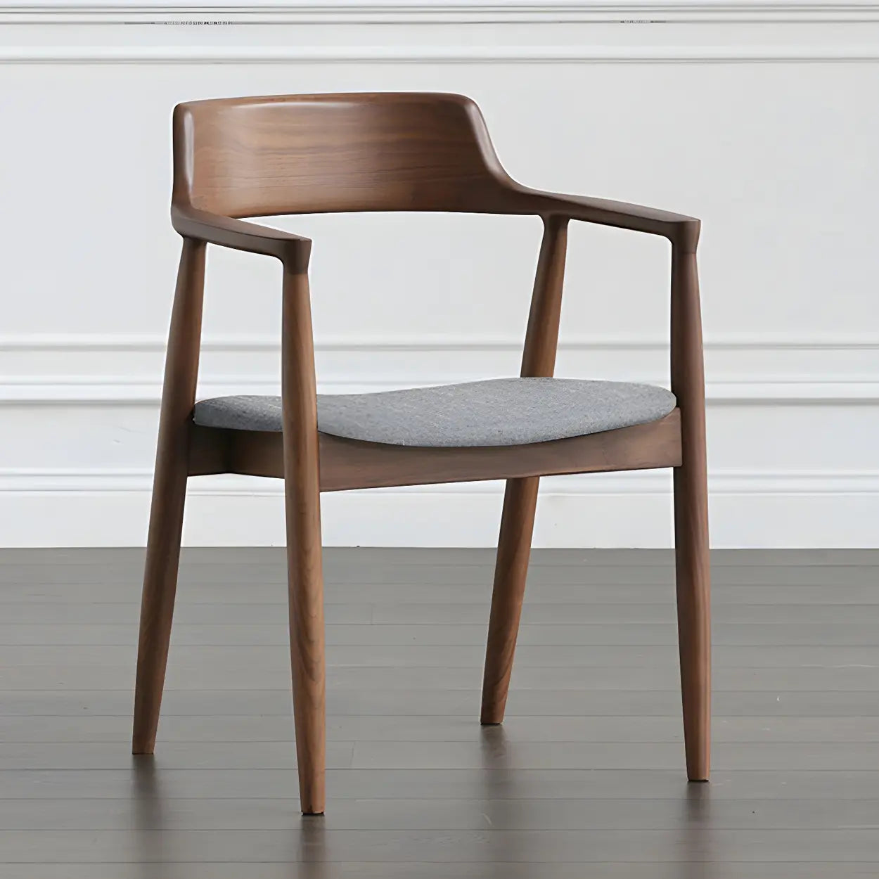 Traditionele Houten Eetkamerstoel met Armleuningen en Open Rugleuning – Massief Hout in Espresso, Walnoot of Naturel | Restfield