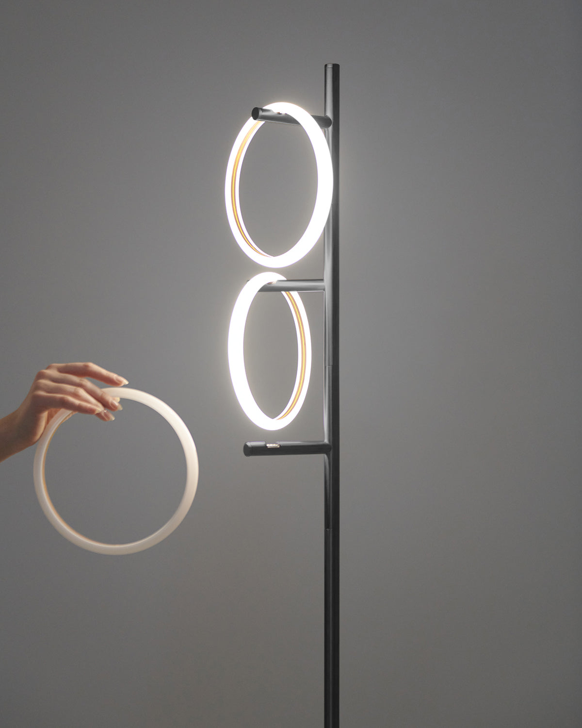 Vloerlamp Ring LED Dimbaar Goud Metaal 3 Lichtkringen Modern | Restfield