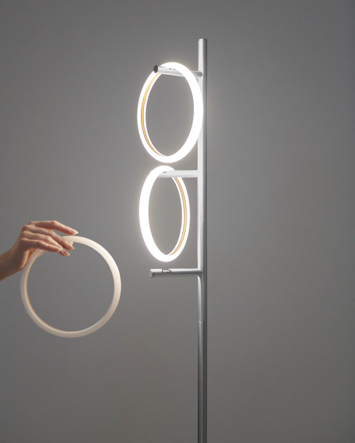 Vloerlamp Ring LED Dimbaar Goud Metaal 3 Lichtkringen Modern | Restfield