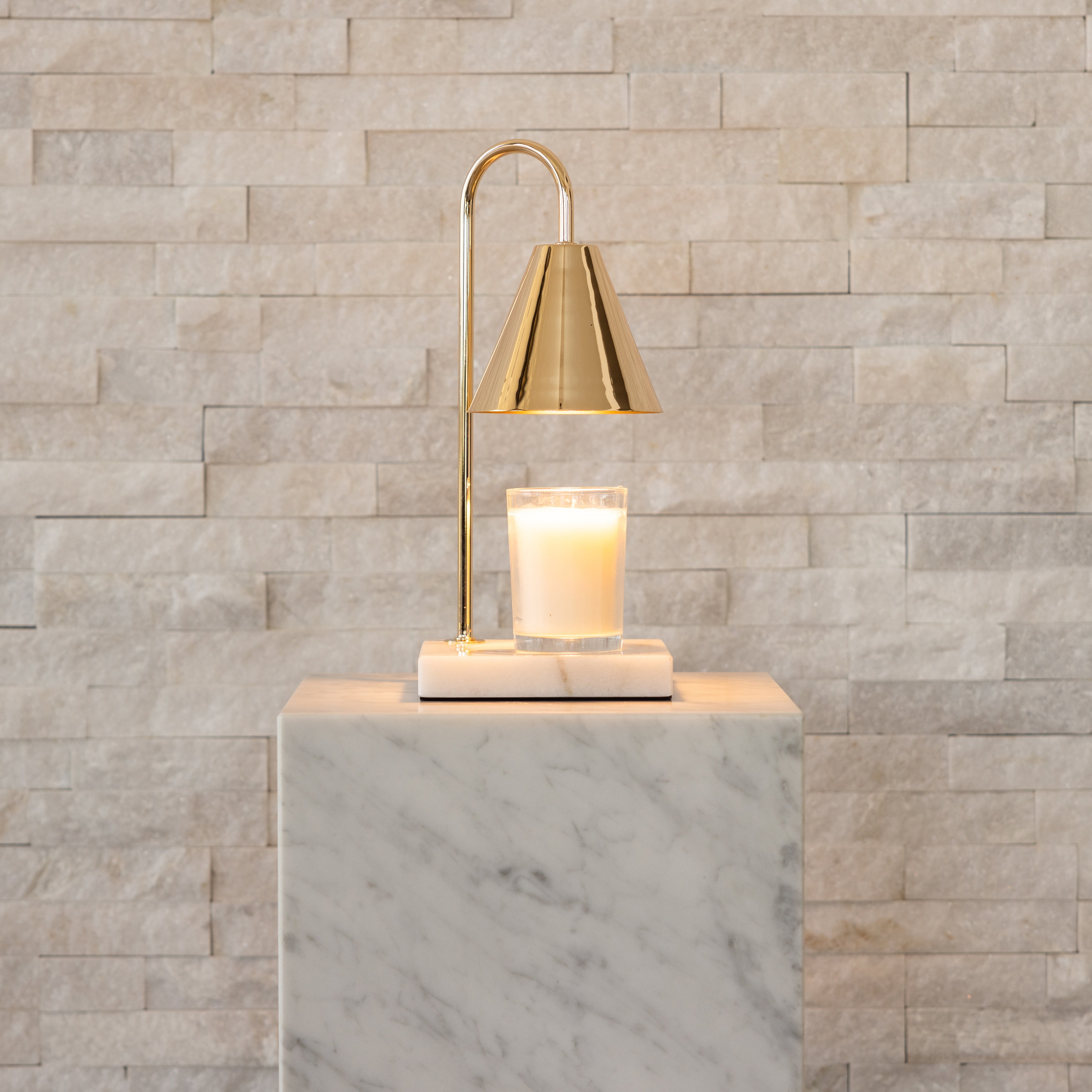 Luxe Kaarsverwarmer Lamp Met Tijdloze Marmeren Afwerking En Vlamloze Warmte | Restfield