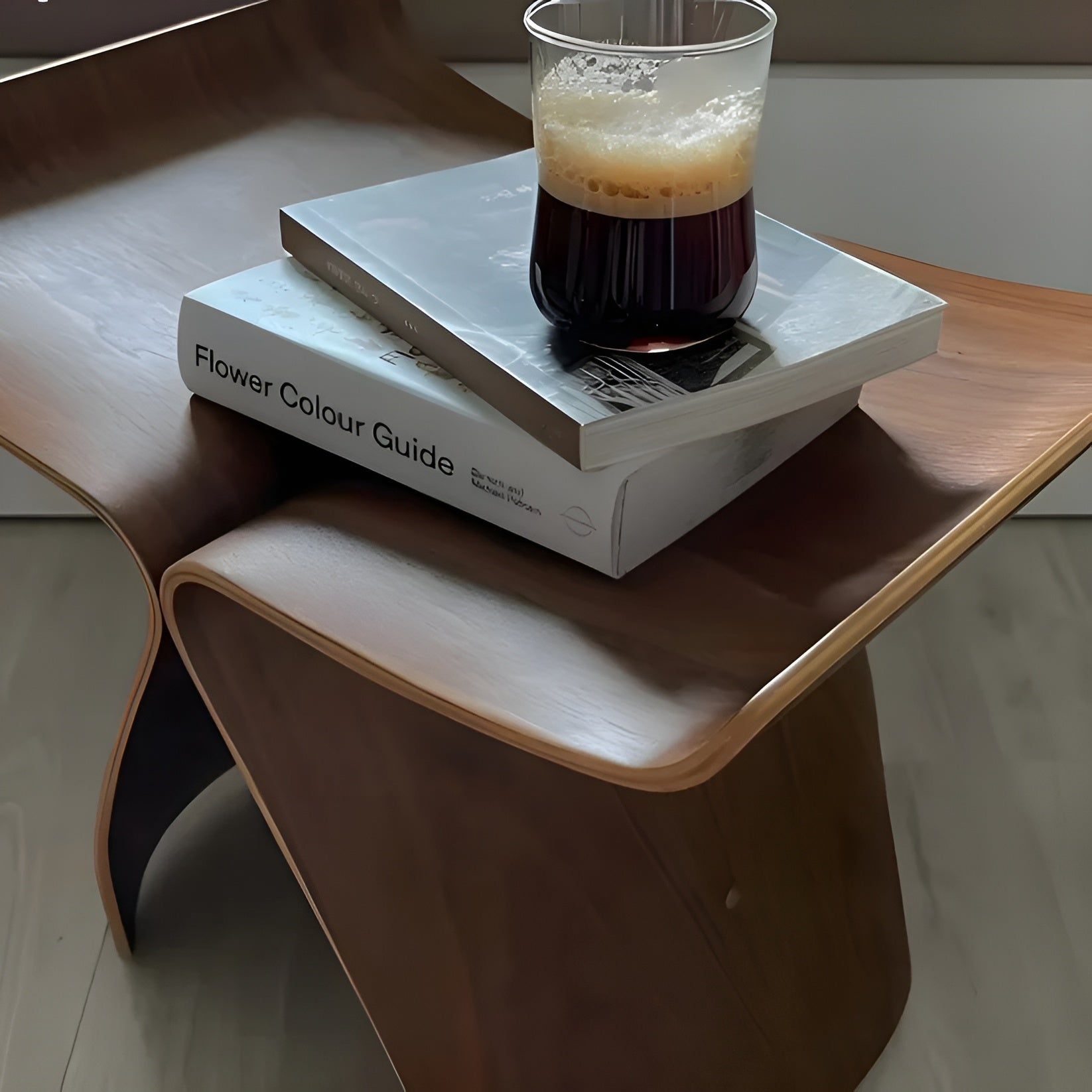 Houten Krukje Massief Hout – Design Bijzettafel & Nachttafeltje | Restfield