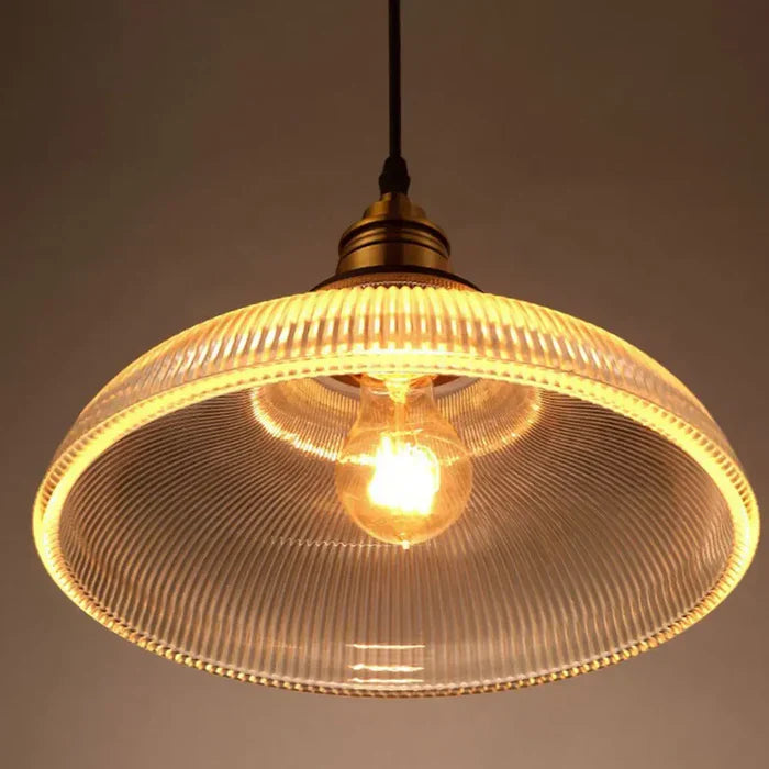 Glazen hanglamp met ribbelglas en warm licht voor eetkamer, woonkamer en keuken | Restfield