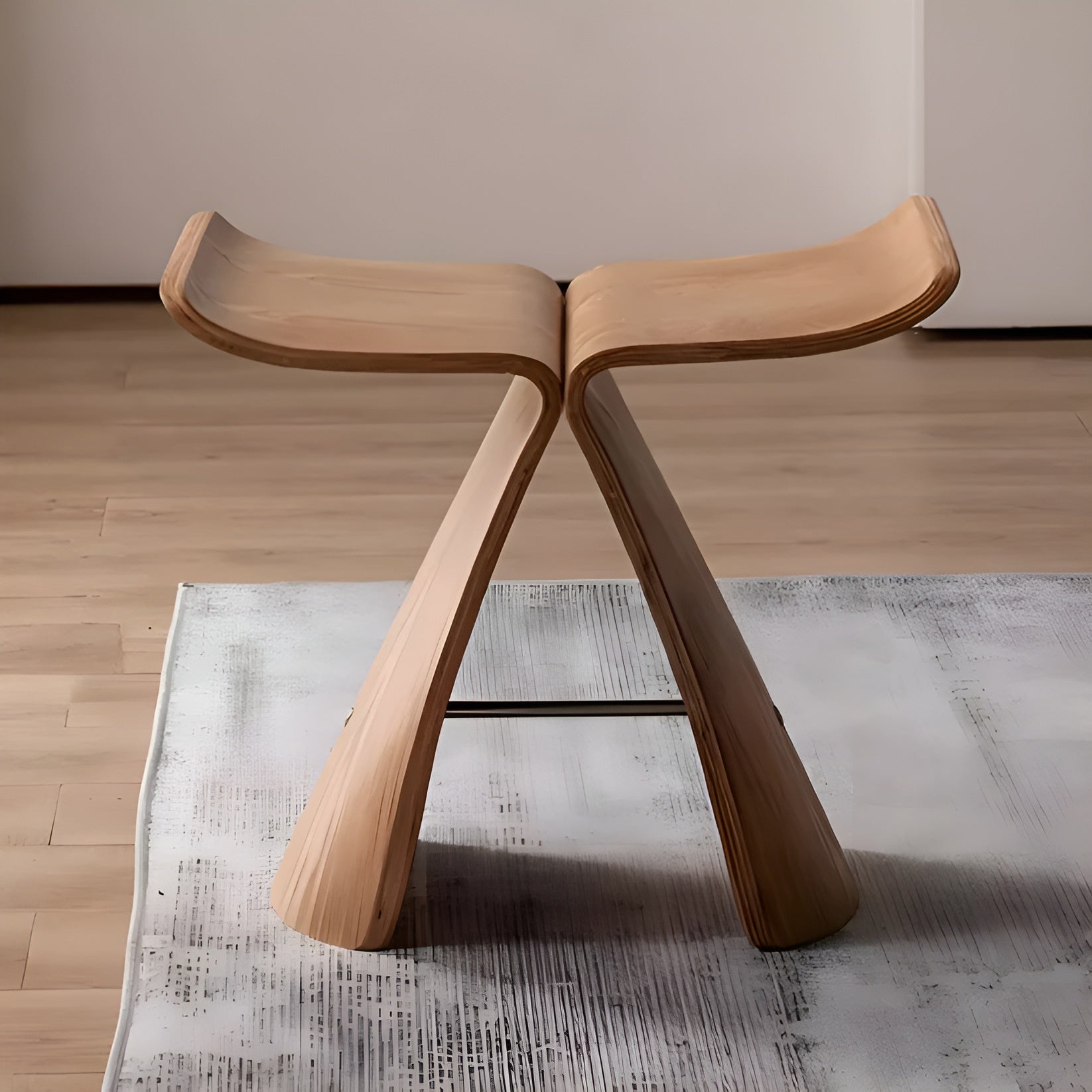 Houten Krukje Massief Hout – Design Bijzettafel & Nachttafeltje | Restfield