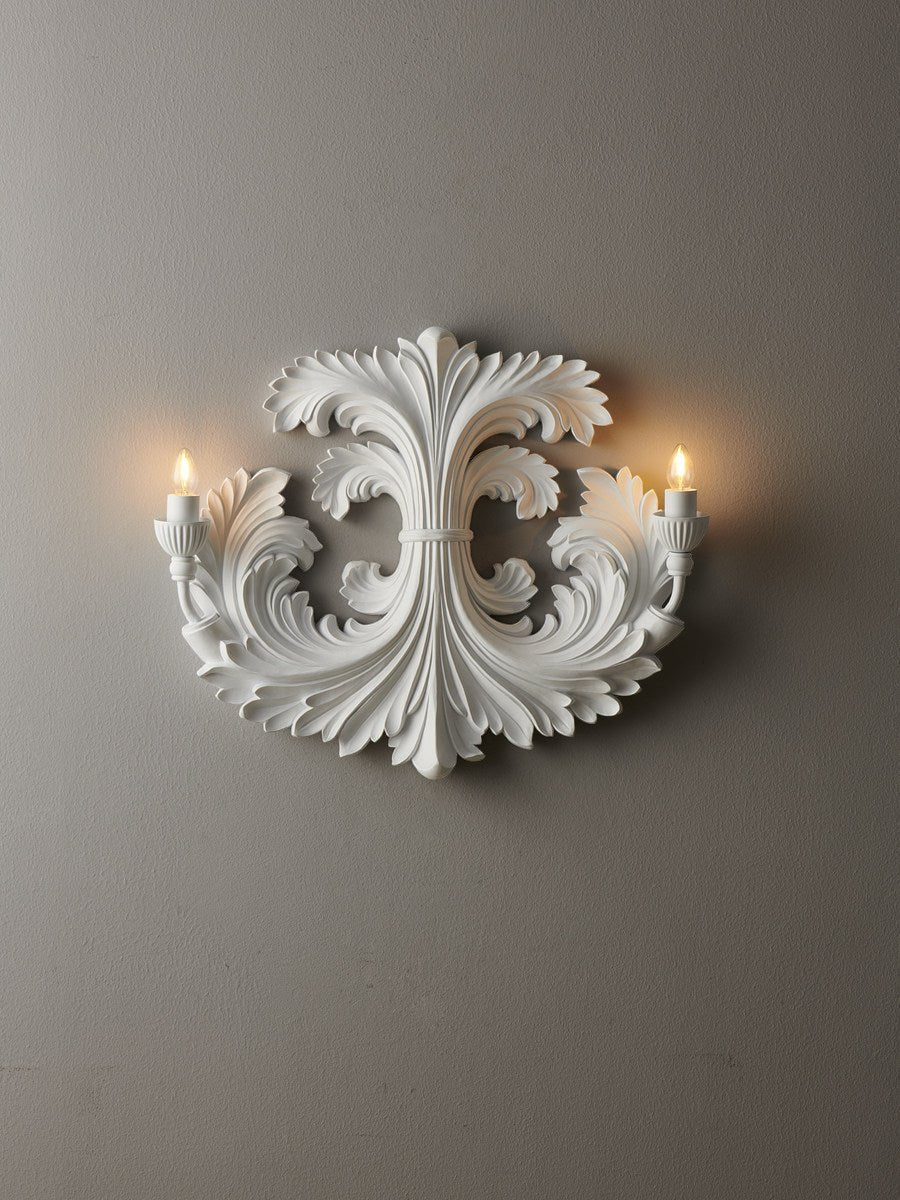 Klassieke Barok Wandlamp Met Florale Gipsdetails En Dubbele Lichtbron Voor Sfeervolle Binnenverlichting | Restfield