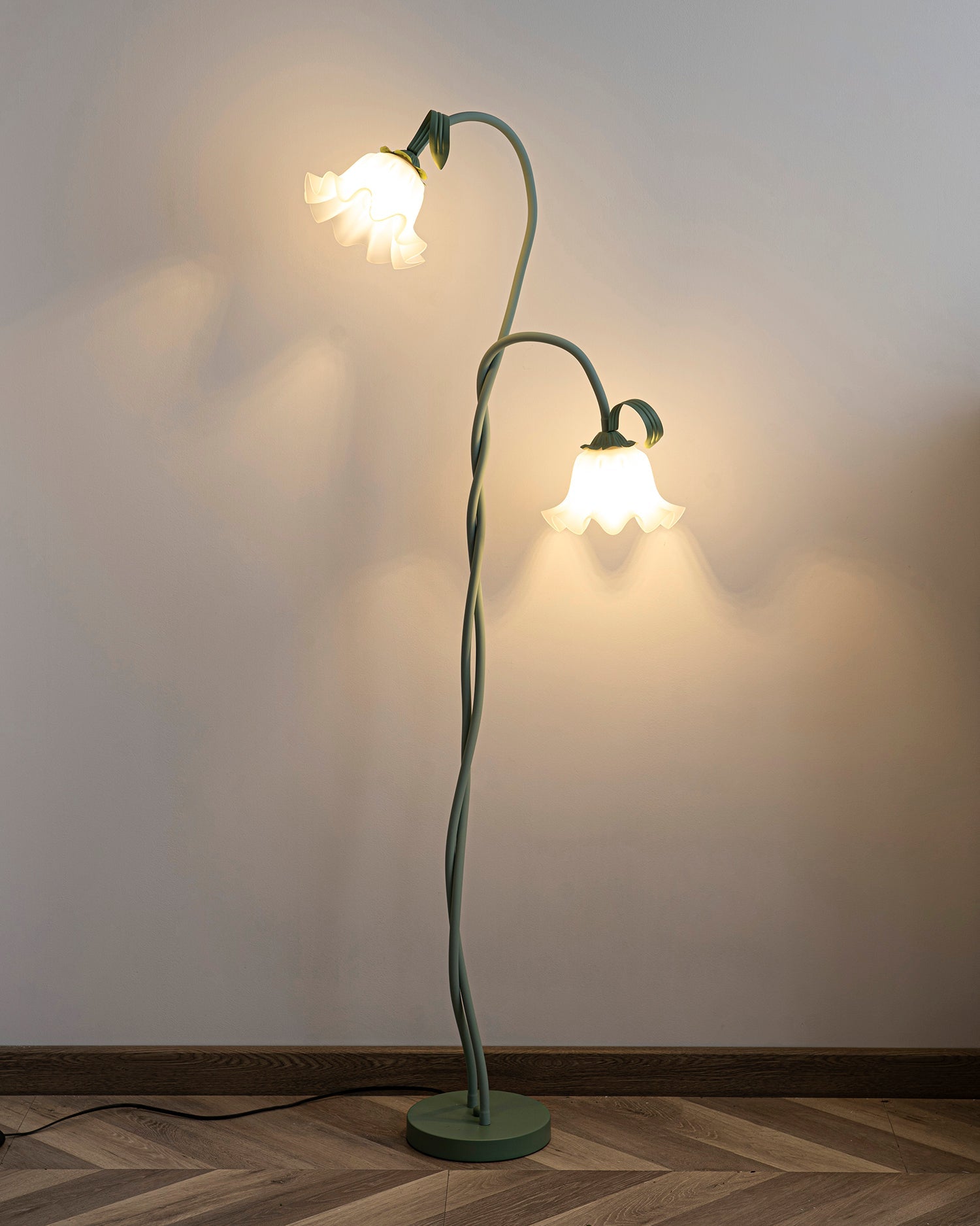 Bloemvormige vloerlamp met sculpturaal design | Restfield