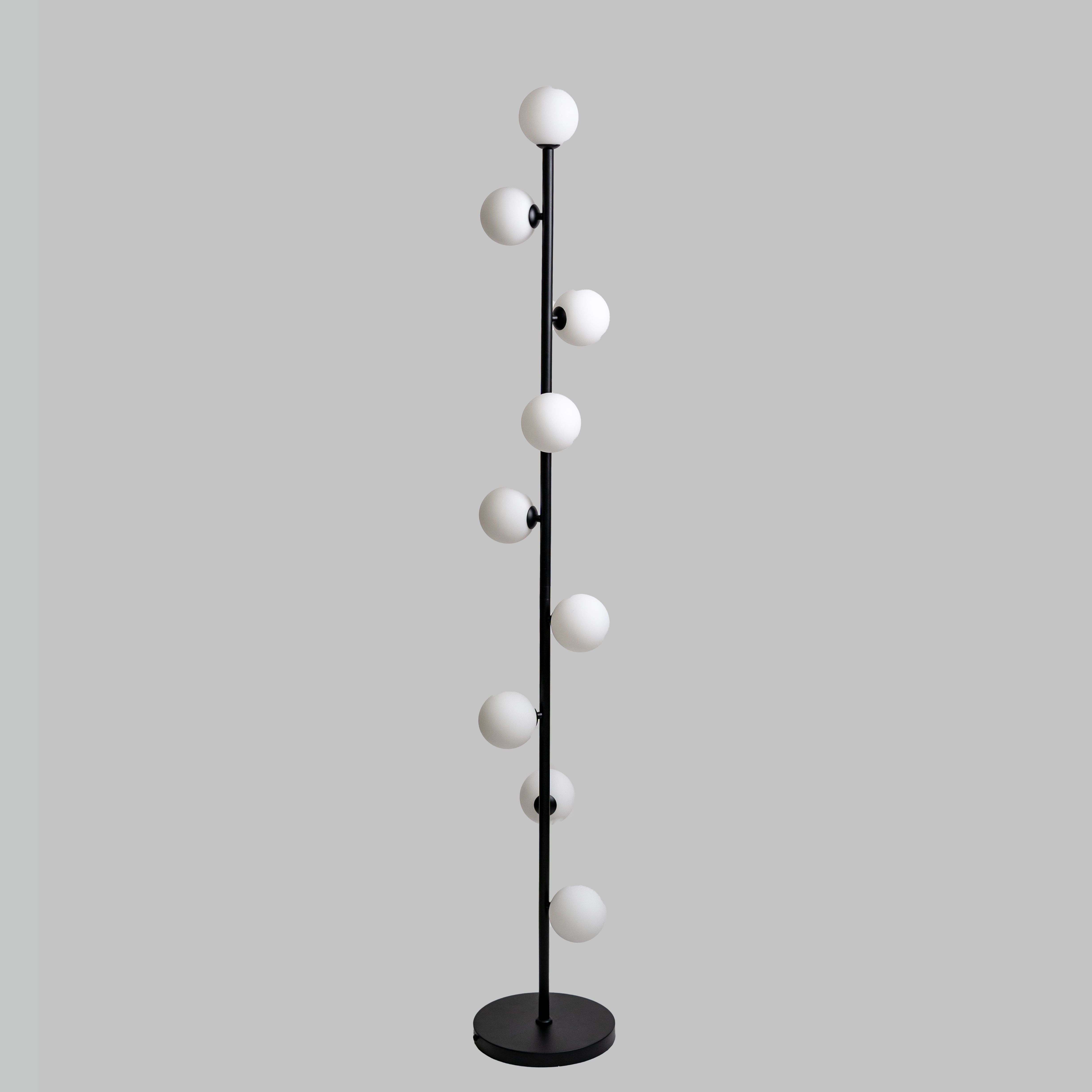 Scandinavische Minimalistische Staande Lamp Met Glazen Bollen En Warm Licht | Restfield