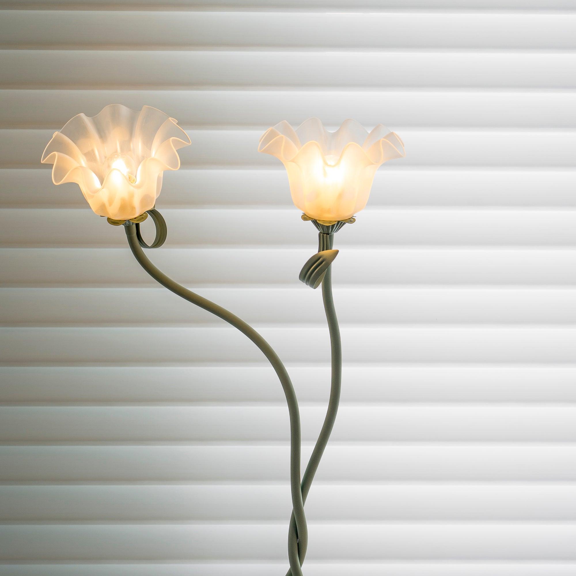 Bloemvormige vloerlamp met sculpturaal design | Restfield