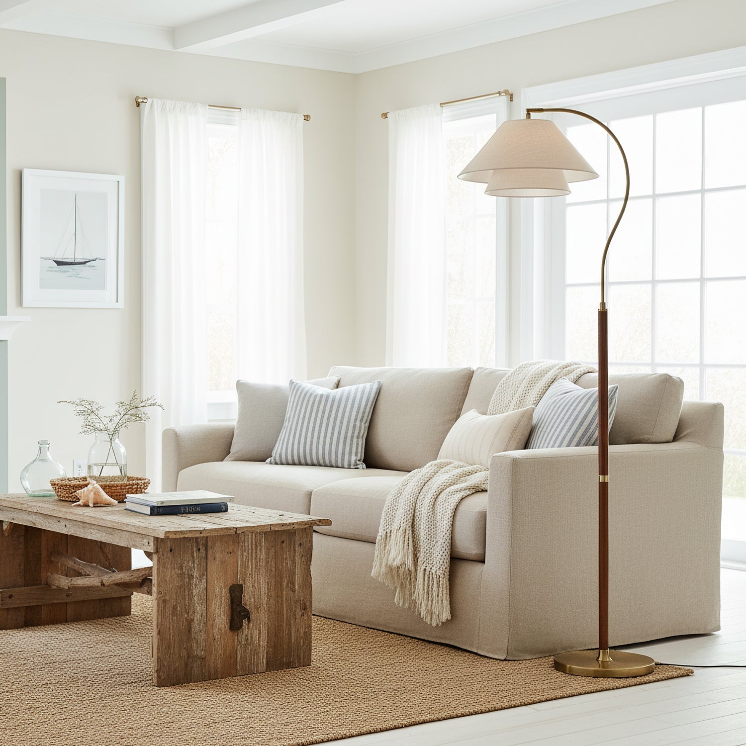 Luxe Vloerlamp met Dubbele Stoffen Kap en Houten Details – 155 cm Hoog Design Statement | Restfield