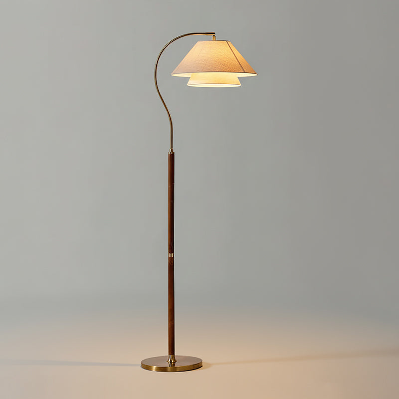 Luxe Vloerlamp met Dubbele Stoffen Kap en Houten Details – 155 cm Hoog Design Statement | Restfield