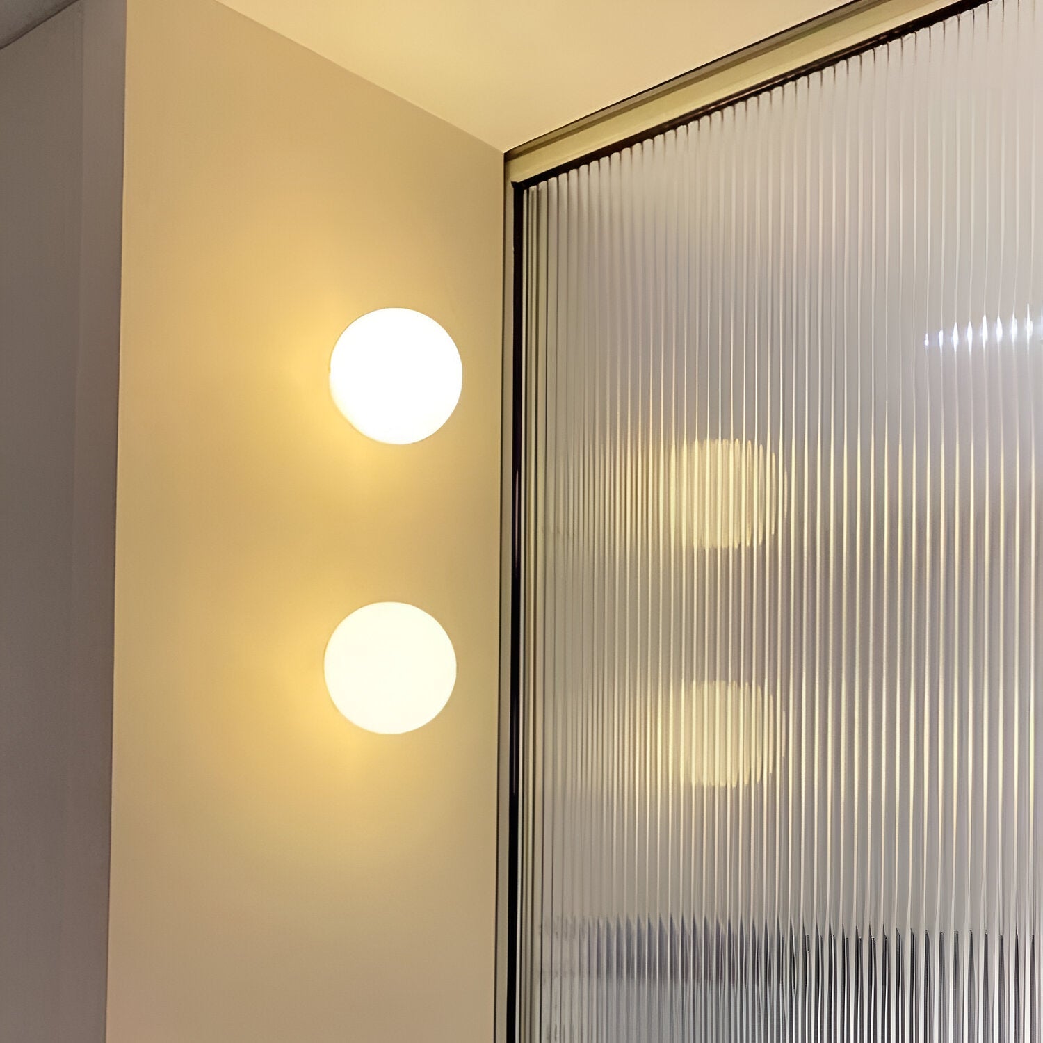 Wandlamp Rond Gesatineerd Glas Minimalistisch Japandi Ø12 Ø20 Slaapkamer Hal | Restfield