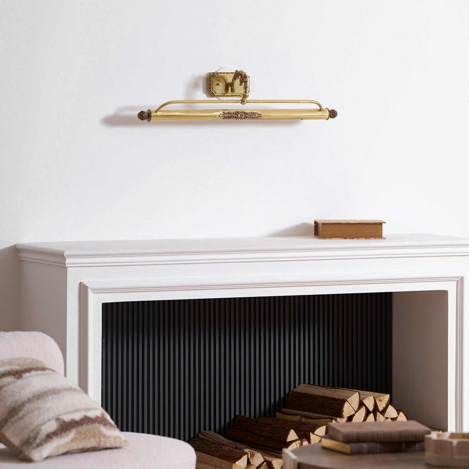 Messing Schilderij Wandlamp met Geïntegreerde Verlichting – Luxe Galerijverlichting in Antiek Messing | Restfield