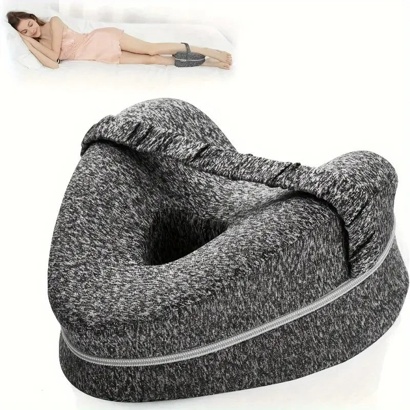 Restfield | Hartvormig Kniekussen met Band – Memory Foam – Zijslapers