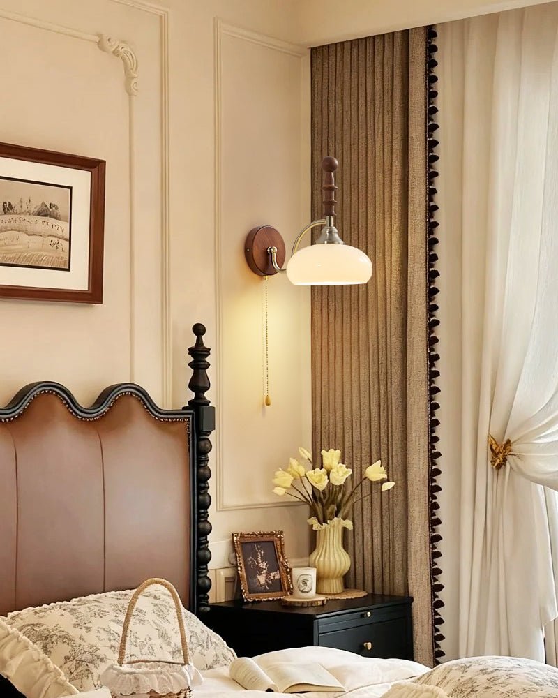 Vintage Wandlamp Met Trekkoord, Walnoot Houten Wandplaat En Opaalglazen Kap | Restfield