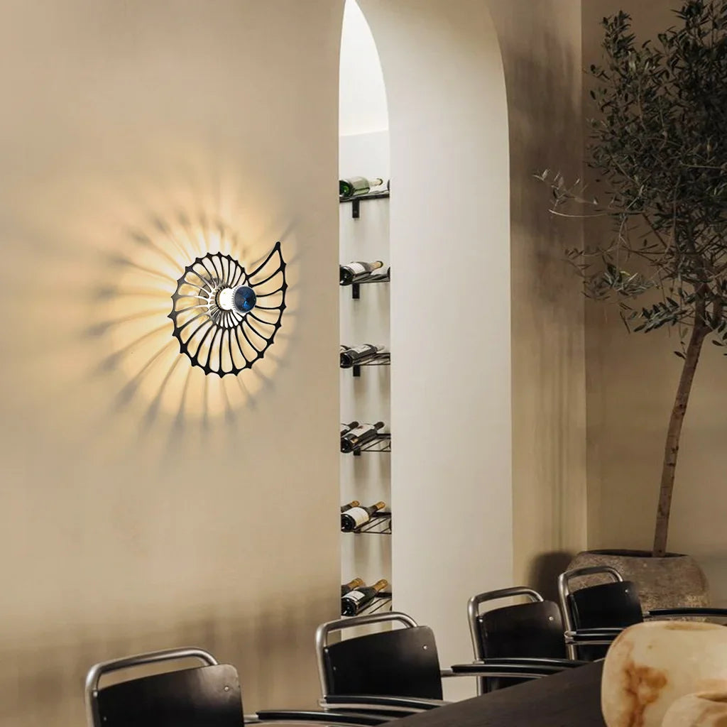 Decoratieve LED Wandlamp met Nautilus Design – Sfeervolle Wandverlichting | Restfield