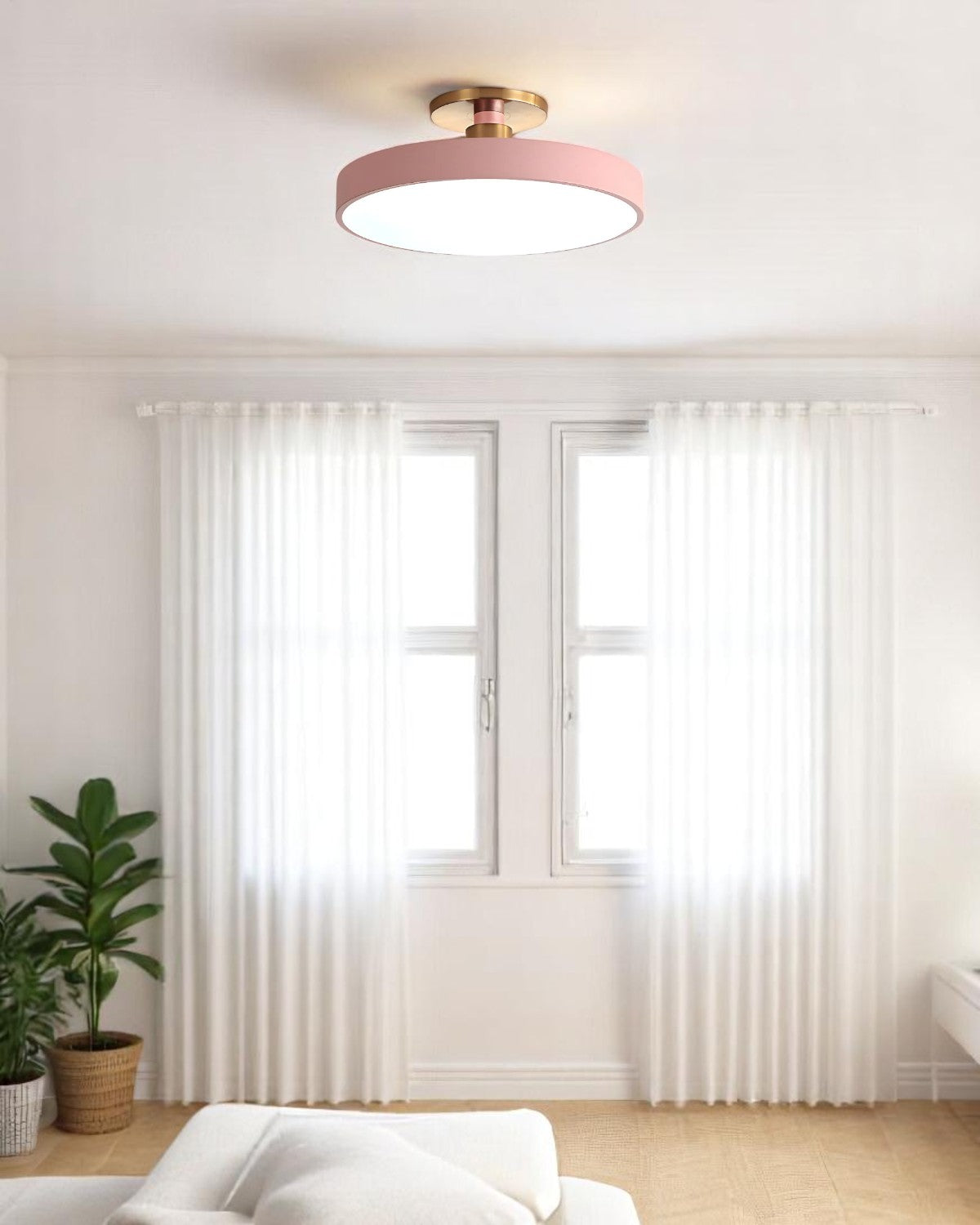 Moderne ronde plafondlamp met goud detail en acryl diffuser – minimalistische semi flush design verlichting voor woonkamer en slaapkamer | Restfield